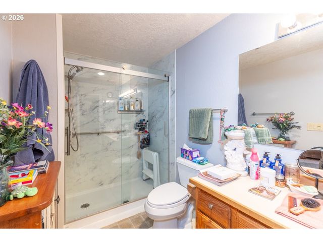 5728 MOONSTONE Loop, Salem, OR 97306