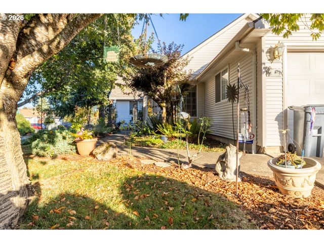 5728 MOONSTONE Loop, Salem, OR 97306
