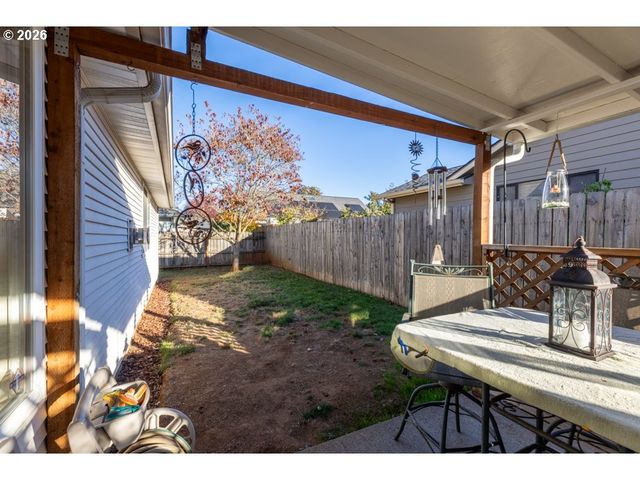 5728 MOONSTONE Loop, Salem, OR 97306