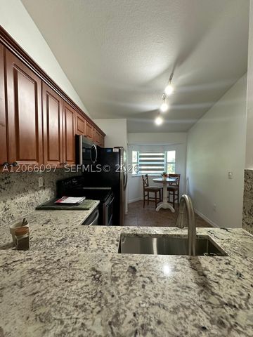 2920 SE 12th Rd 203-30, Homestead, FL 33035