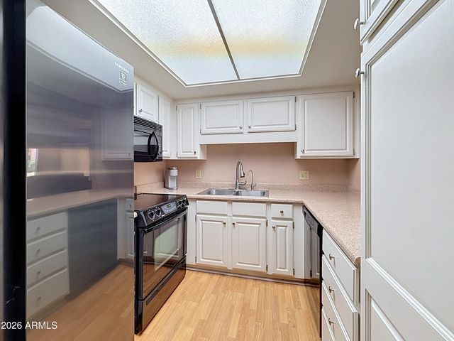 10330 W Thunderbird Boulevard A103, Sun City, AZ 85351