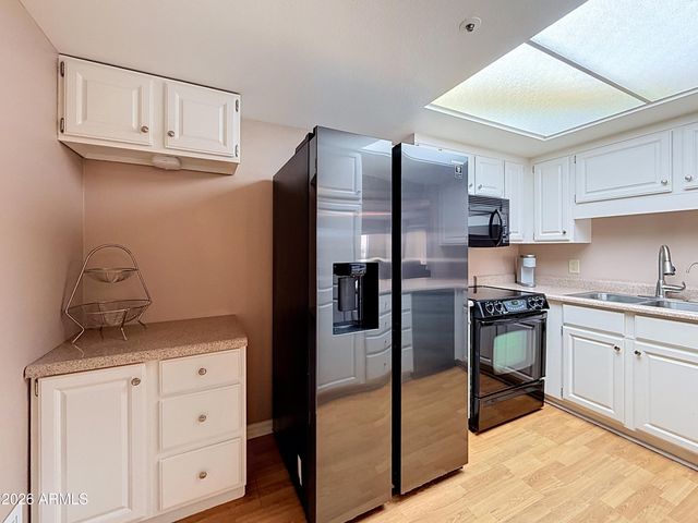 10330 W Thunderbird Boulevard A103, Sun City, AZ 85351