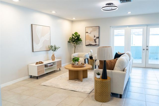 1280 GLENDALE DRIVE, Dunedin, FL 34698