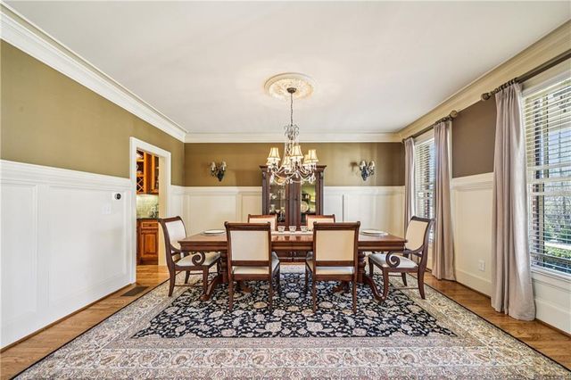 2878 Hidden Falls Drive, Buford, GA 30519