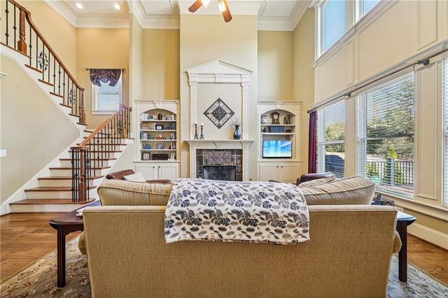 2878 Hidden Falls Drive, Buford, GA 30519