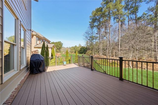 2878 Hidden Falls Drive, Buford, GA 30519