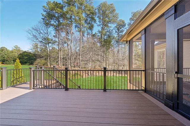 2878 Hidden Falls Drive, Buford, GA 30519