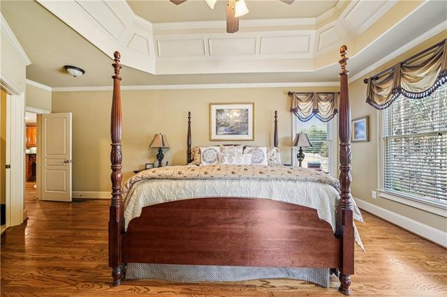 2878 Hidden Falls Drive, Buford, GA 30519