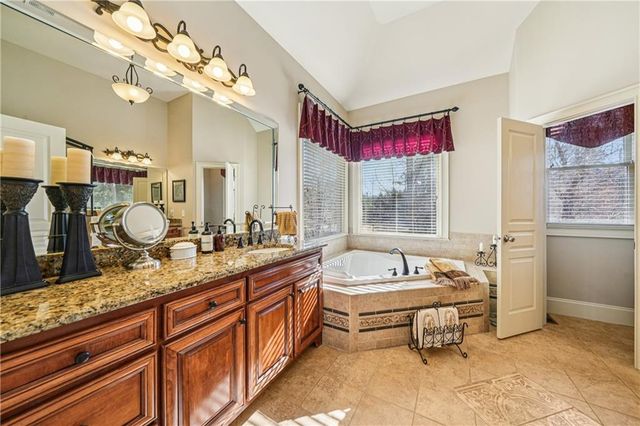 2878 Hidden Falls Drive, Buford, GA 30519