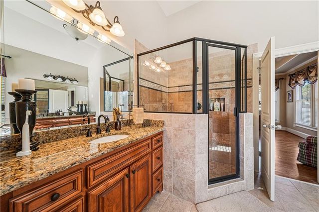 2878 Hidden Falls Drive, Buford, GA 30519