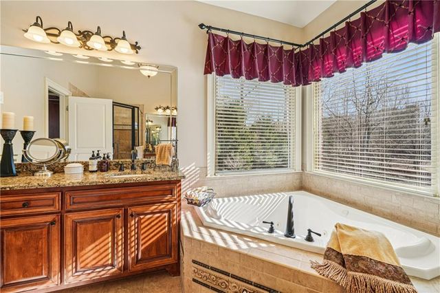 2878 Hidden Falls Drive, Buford, GA 30519