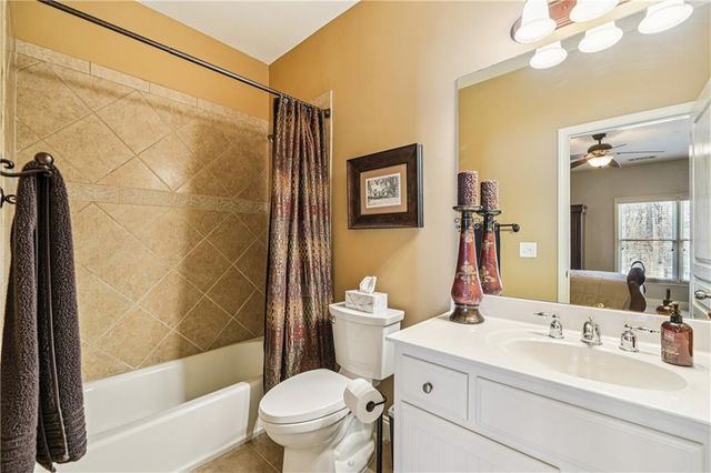 2878 Hidden Falls Drive, Buford, GA 30519