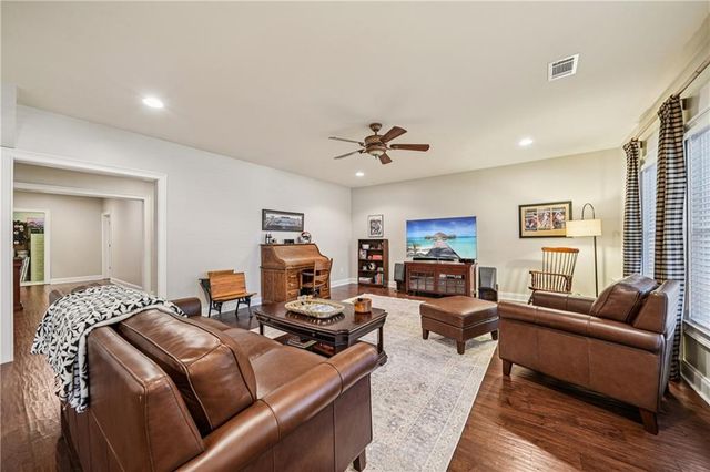 2878 Hidden Falls Drive, Buford, GA 30519