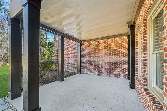 2878 Hidden Falls Drive, Buford, GA 30519