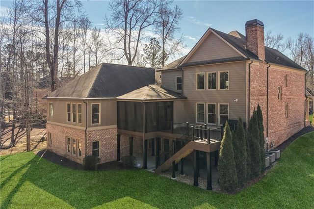 2878 Hidden Falls Drive, Buford, GA 30519