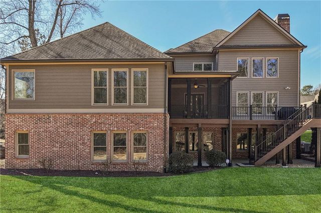 2878 Hidden Falls Drive, Buford, GA 30519