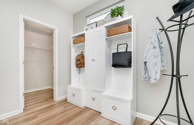 575 Corbin Way, Avon, IN 46123