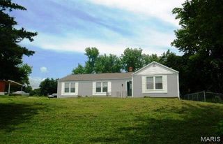 26 Capitol Hill Drive, St Louis, MO 63136