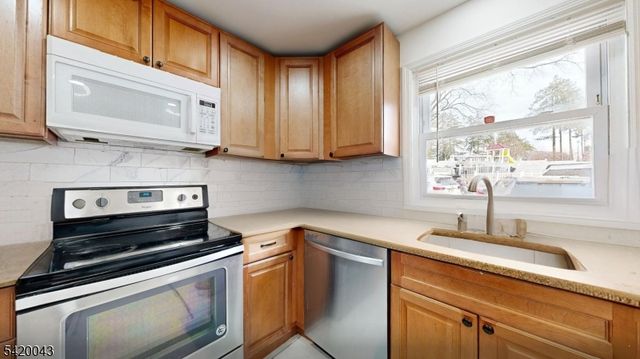 951 Liberty Ave, Hillside Twp., NJ 07205