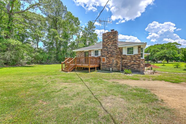 1186 French Santee Road, Jamestown, SC 29453