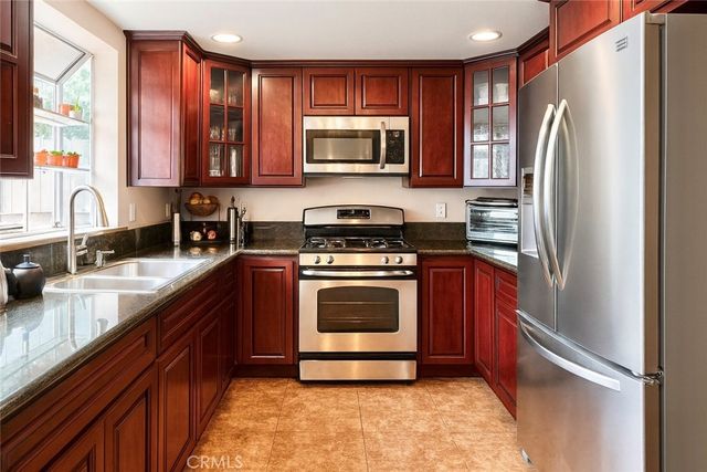 15783 Barbee Street 10, Fontana, CA 92336
