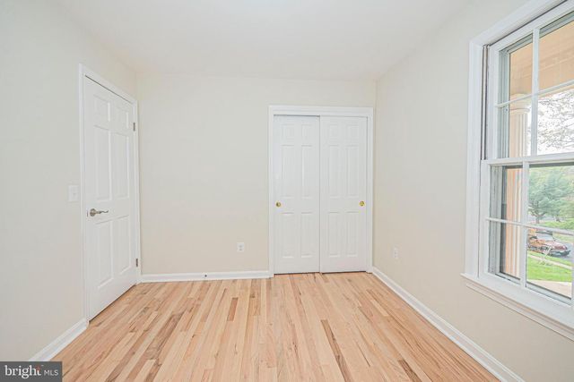 2419 CARON LN, Falls Church, VA 22043