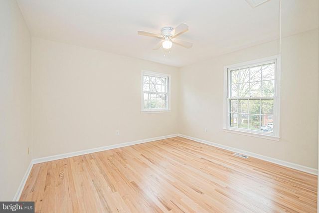 2419 CARON LN, Falls Church, VA 22043