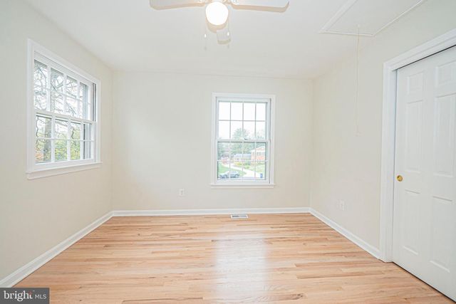 2419 CARON LN, Falls Church, VA 22043