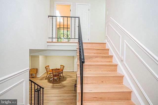 2419 CARON LN, Falls Church, VA 22043