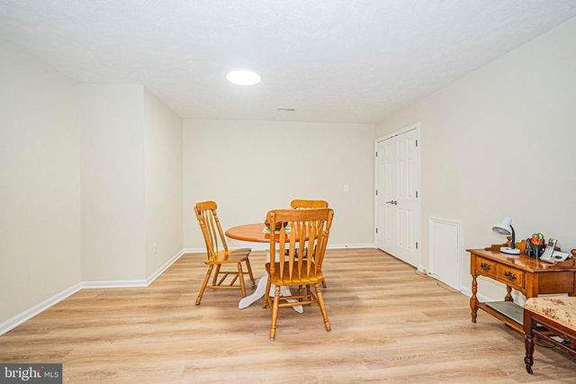 2419 CARON LN, Falls Church, VA 22043