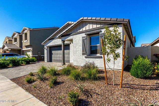 9450 E SECTOR Drive, Mesa, AZ 85212