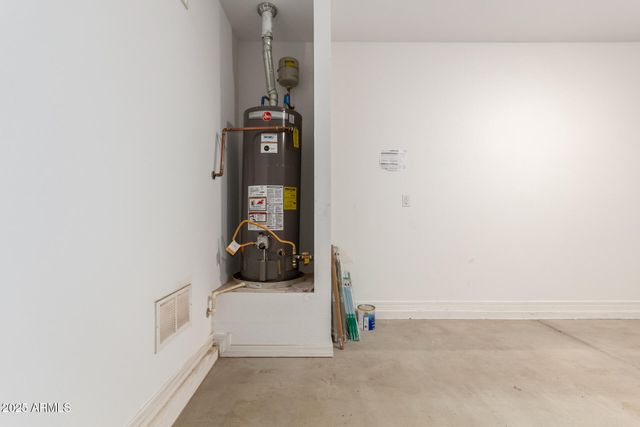 9450 E SECTOR Drive, Mesa, AZ 85212