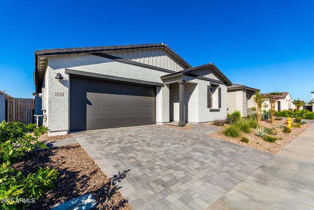 9450 E SECTOR Drive, Mesa, AZ 85212