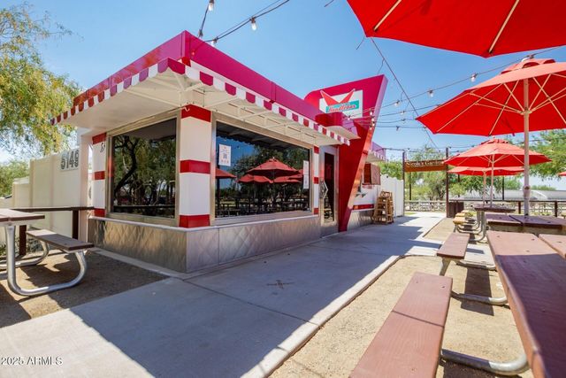 9450 E SECTOR Drive, Mesa, AZ 85212