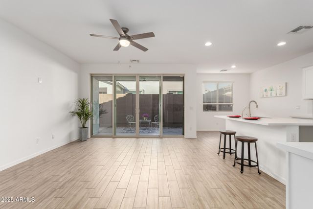 9450 E SECTOR Drive, Mesa, AZ 85212