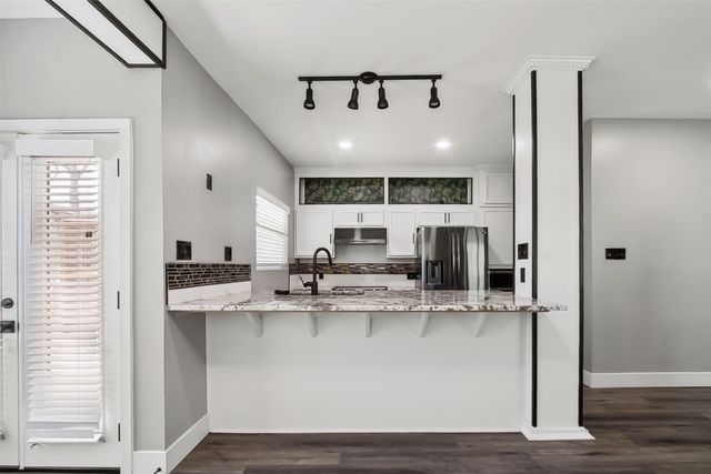 439 Josephine Street, Dallas, TX 75246