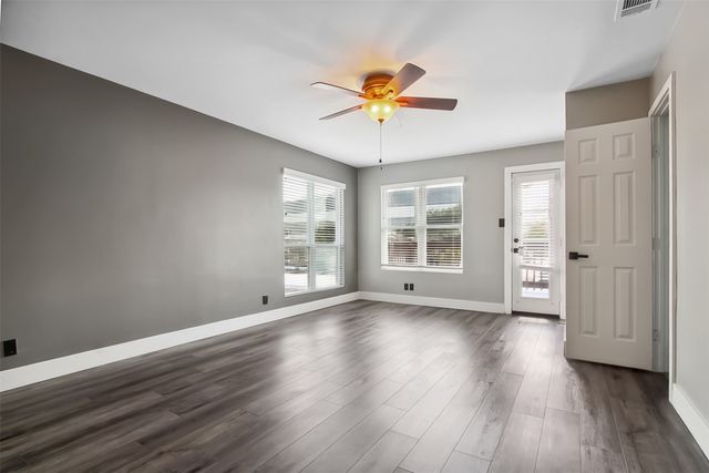 439 Josephine Street, Dallas, TX 75246