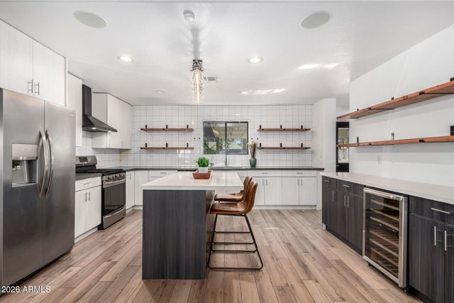 4607 E EDGEMONT Avenue, Phoenix, AZ 85008