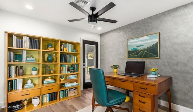 4607 E EDGEMONT Avenue, Phoenix, AZ 85008