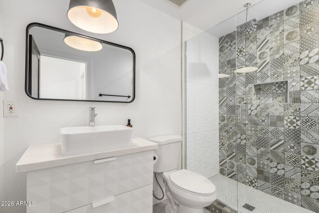 4607 E EDGEMONT Avenue, Phoenix, AZ 85008