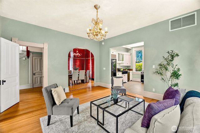 1202 Olympia Avenue NE, Olympia, WA 98506