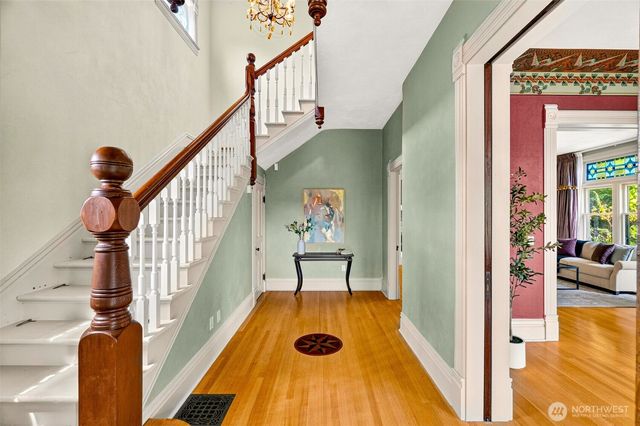 1202 Olympia Avenue NE, Olympia, WA 98506