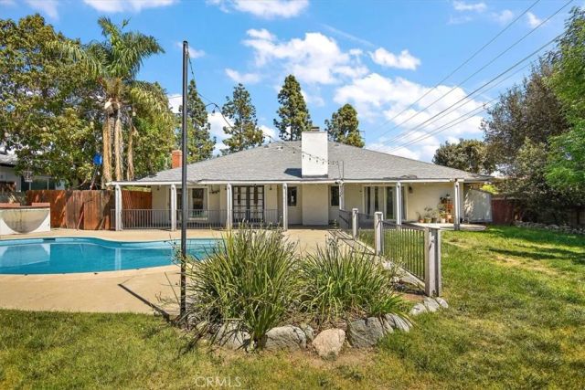 2105 Oxford Avenue, Claremont, CA 91711