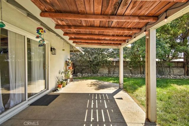 2105 Oxford Avenue, Claremont, CA 91711