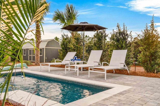 2495 Timsbury Loop, Cantonment, FL 32533