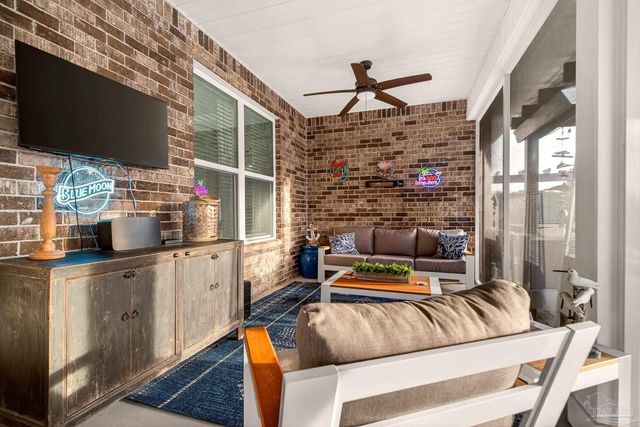 2495 Timsbury Loop, Cantonment, FL 32533