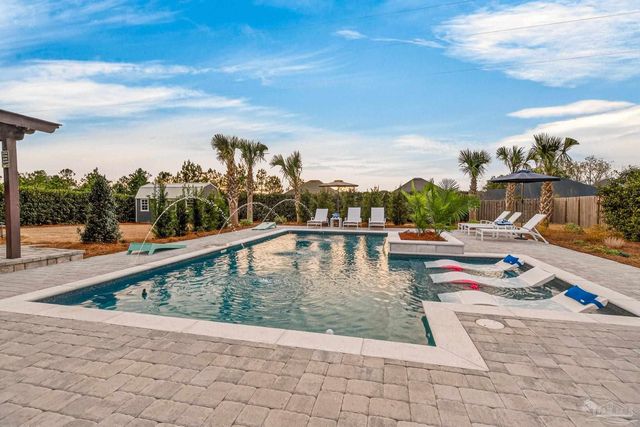 2495 Timsbury Loop, Cantonment, FL 32533