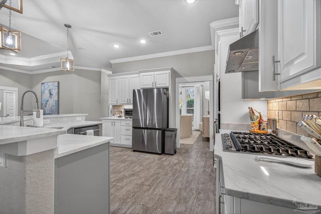 2495 Timsbury Loop, Cantonment, FL 32533