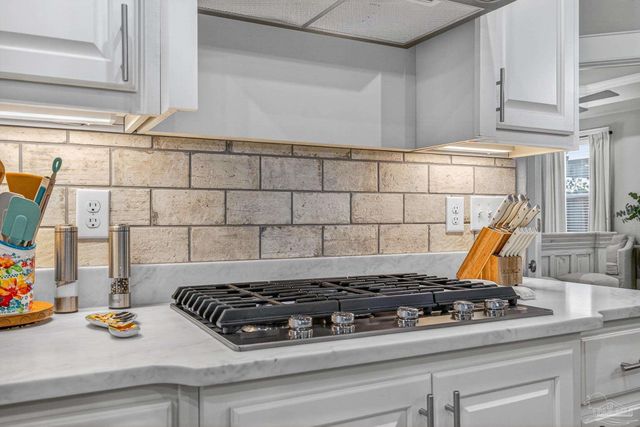 2495 Timsbury Loop, Cantonment, FL 32533