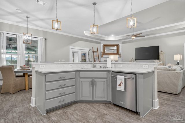 2495 Timsbury Loop, Cantonment, FL 32533